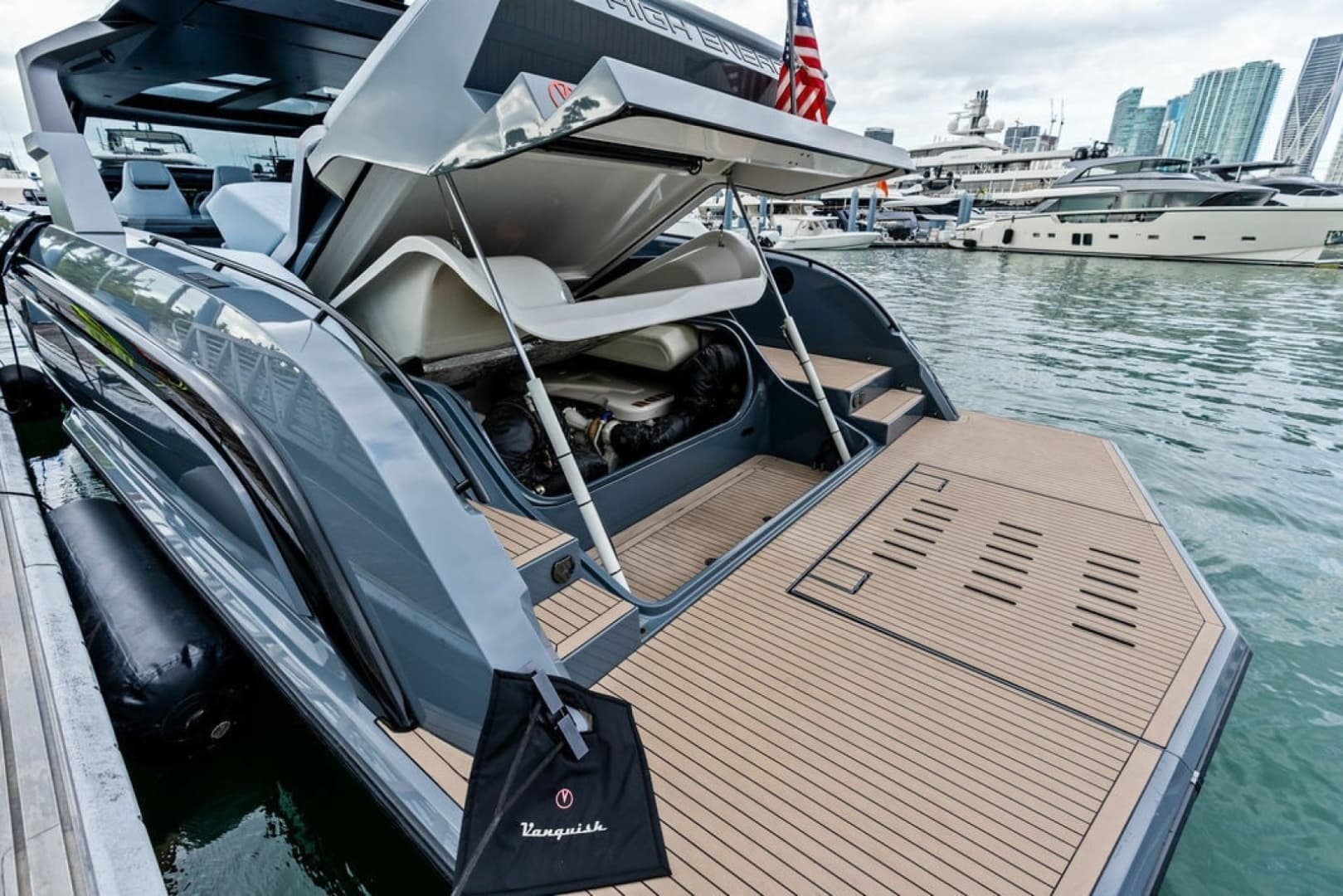 2024 Vanquish Yachts VQ55