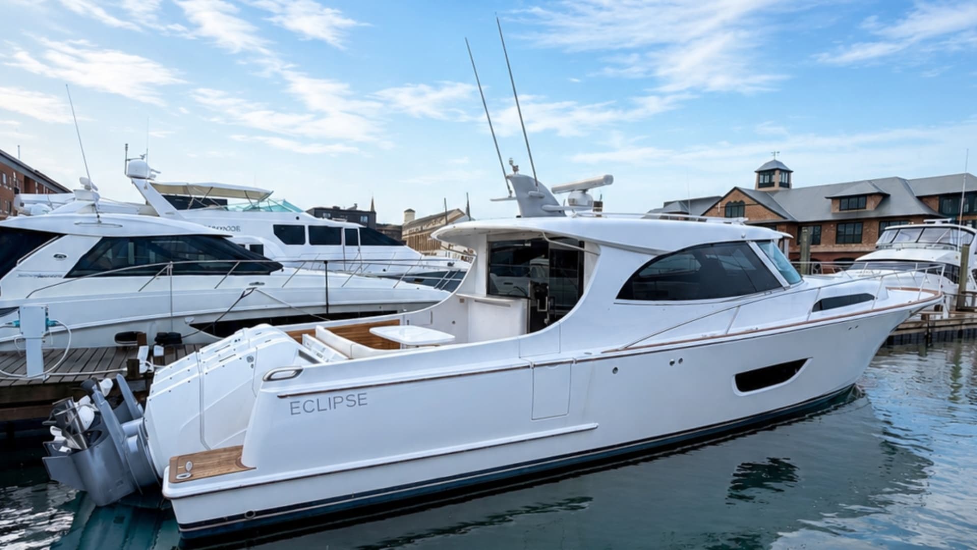 ECLIPSE 505 Shadow -