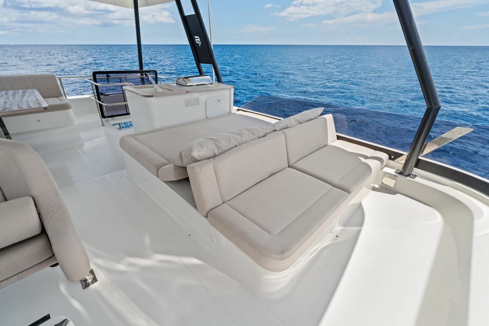 2024 Fountaine Pajot MY6