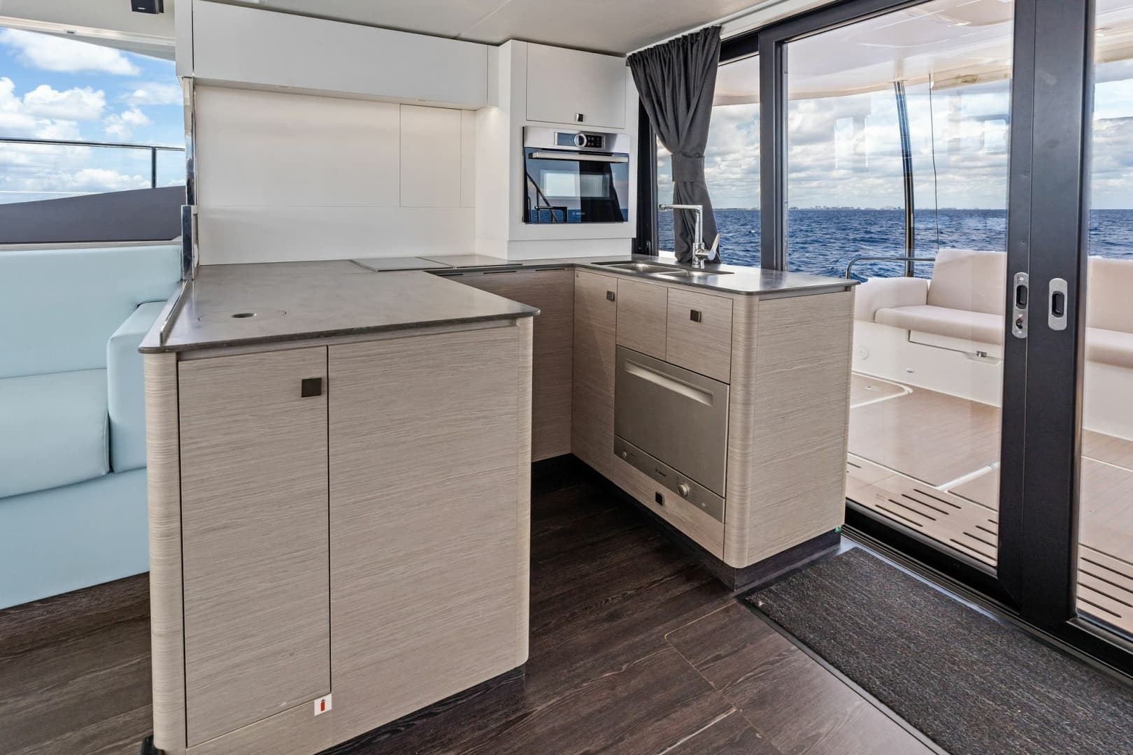 2024 Fountaine Pajot MY6