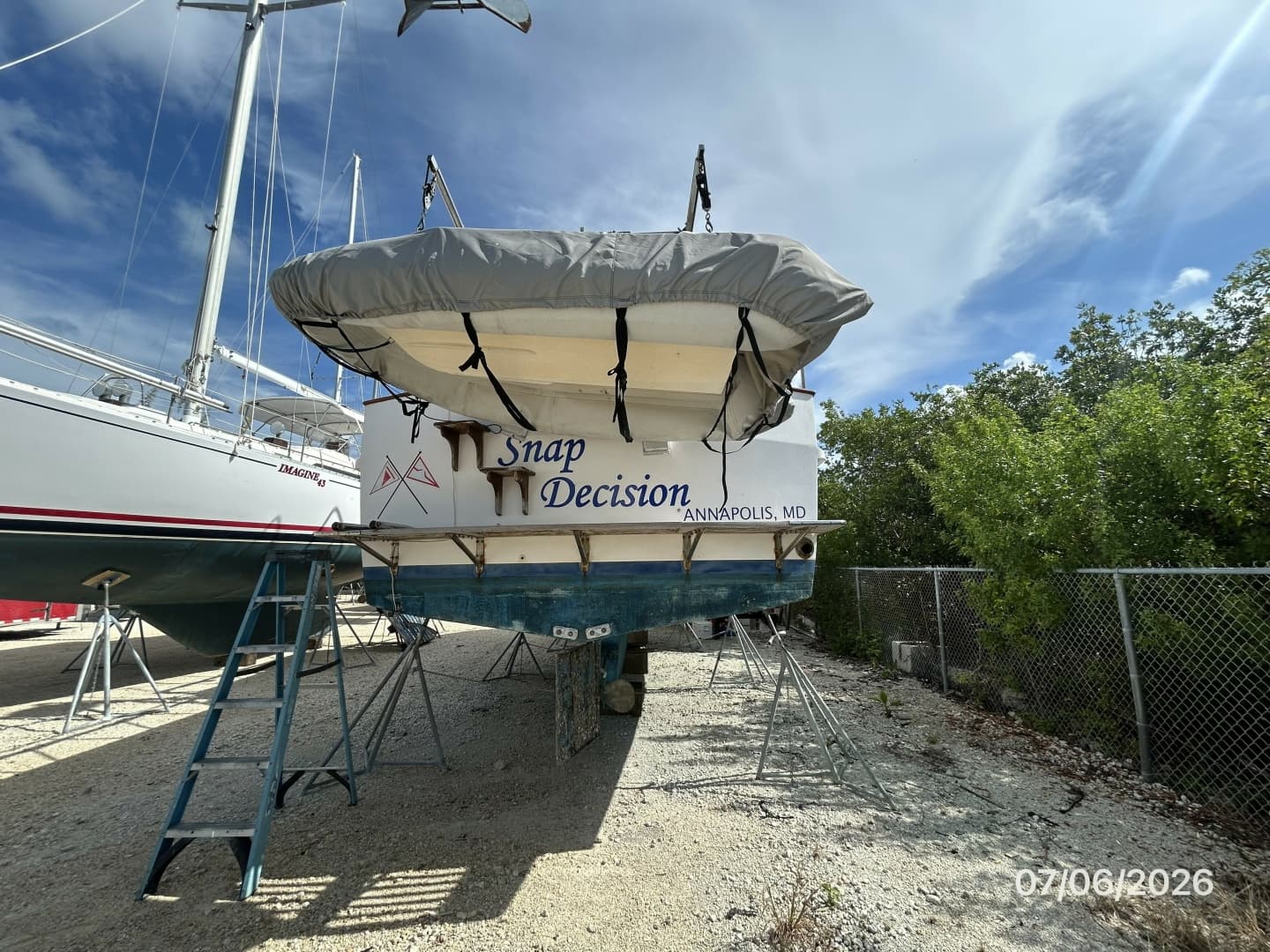 36' Monk aft profile