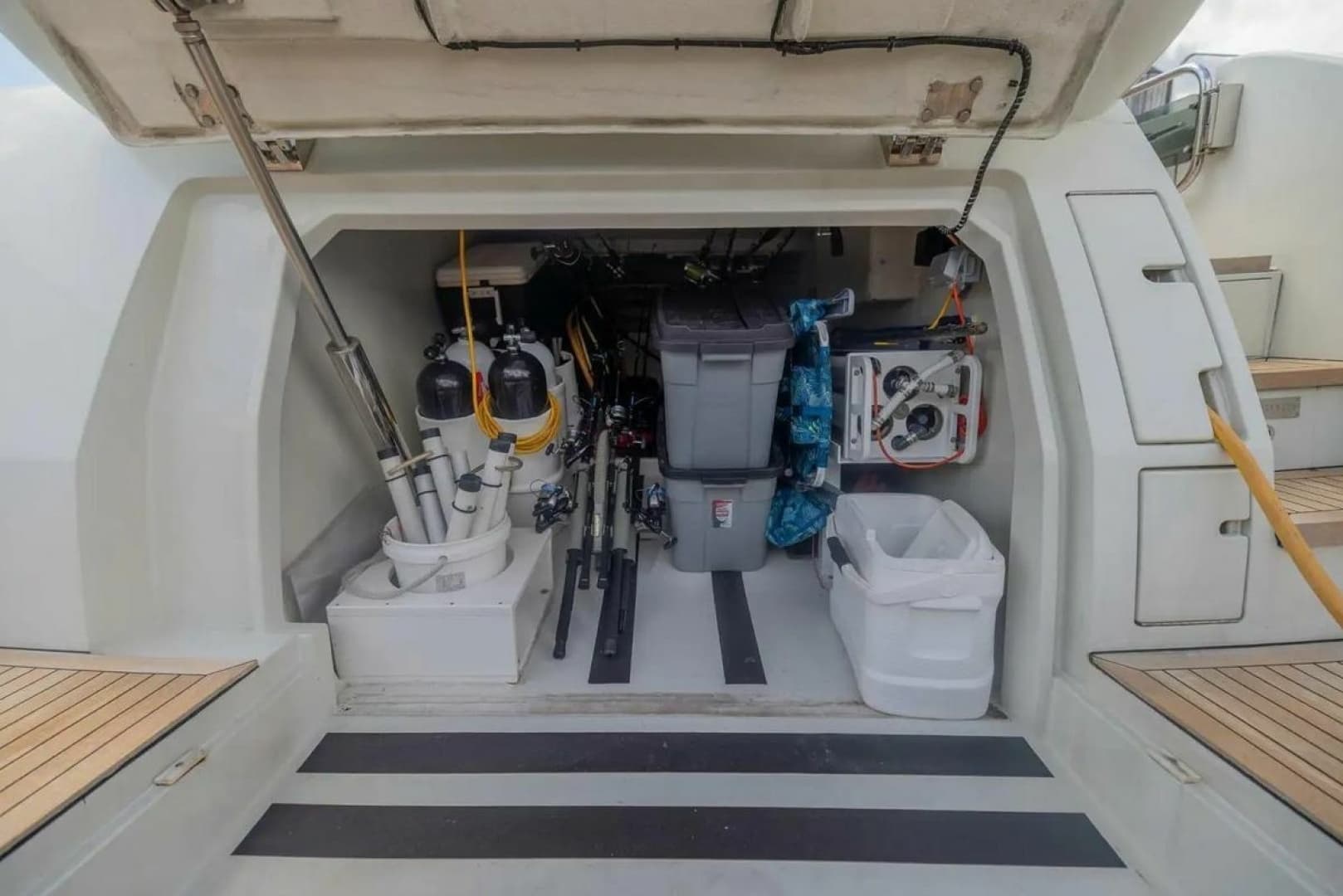 2008 Azimut 62S