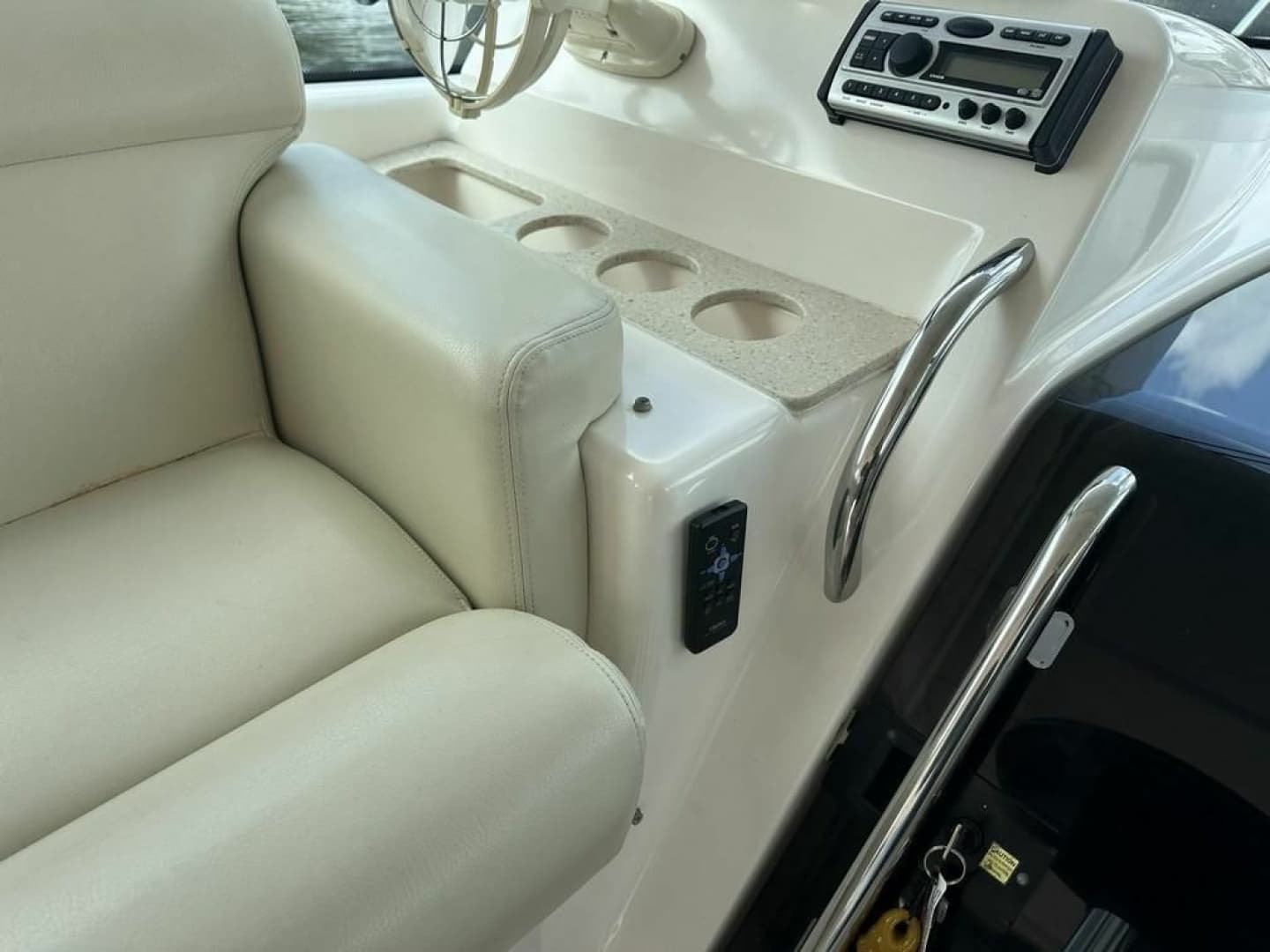 2008 Tiara Yachts 3500 Sovran