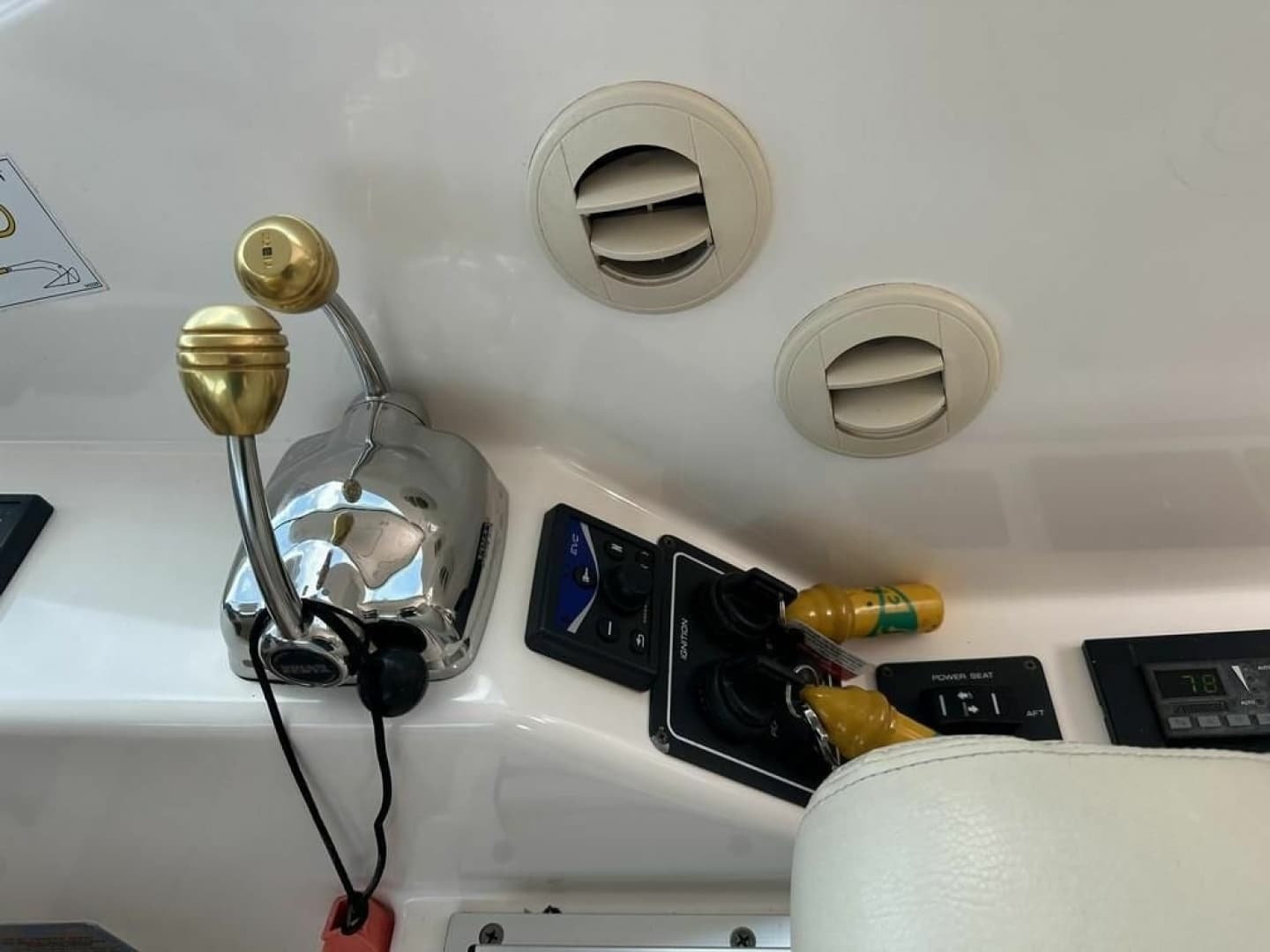 2008 Tiara Yachts 3500 Sovran