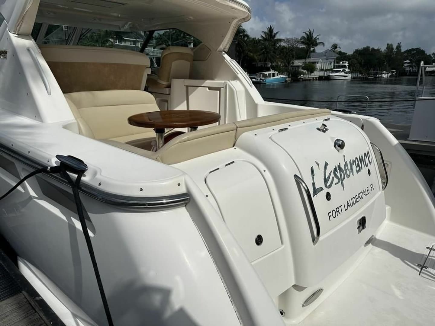 2008 Tiara Yachts 3500 Sovran