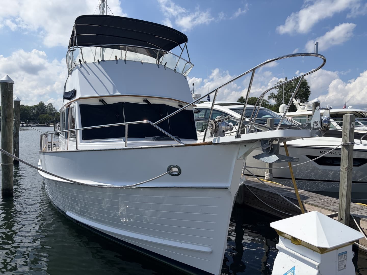 2001 Grand Banks 