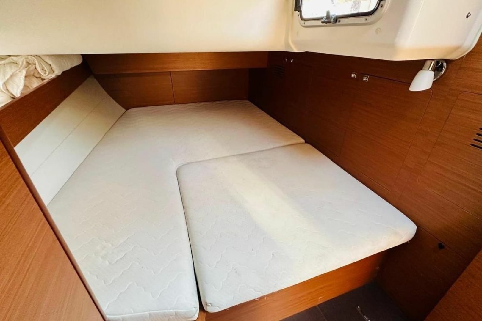 2019 Dufour 460 Grand Large