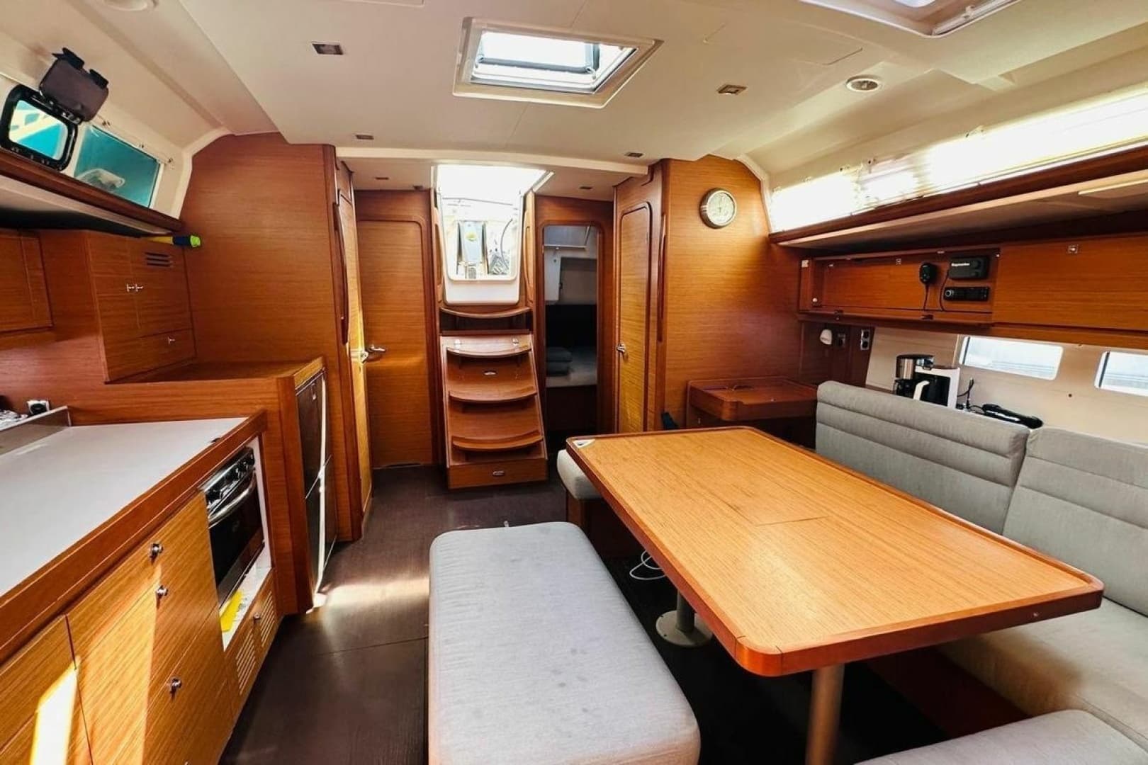 2019 Dufour 460 Grand Large