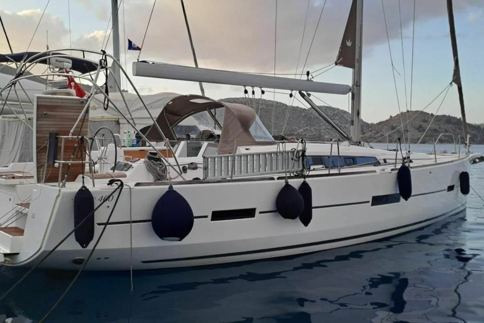2019 Dufour 460 Grand Large