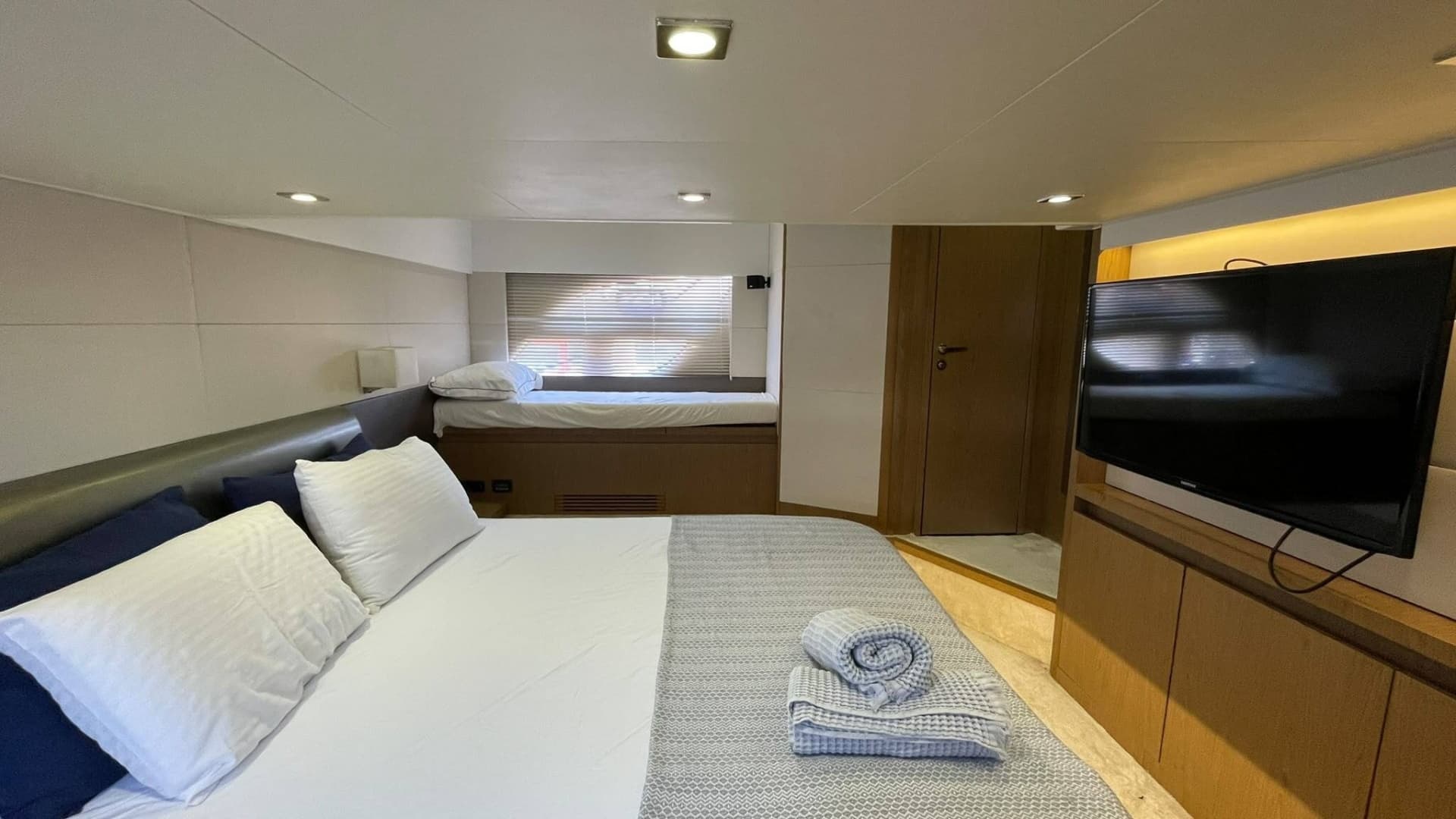 2015 Beneteau Gran Turismo 49