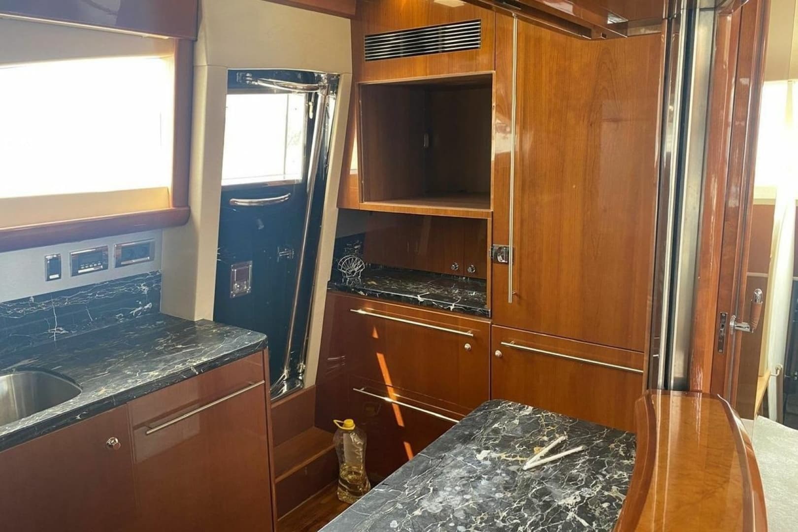 2008 Princess 75 Motor Yacht
