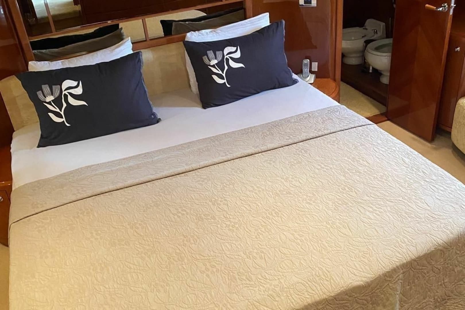2008 Princess 75 Motor Yacht