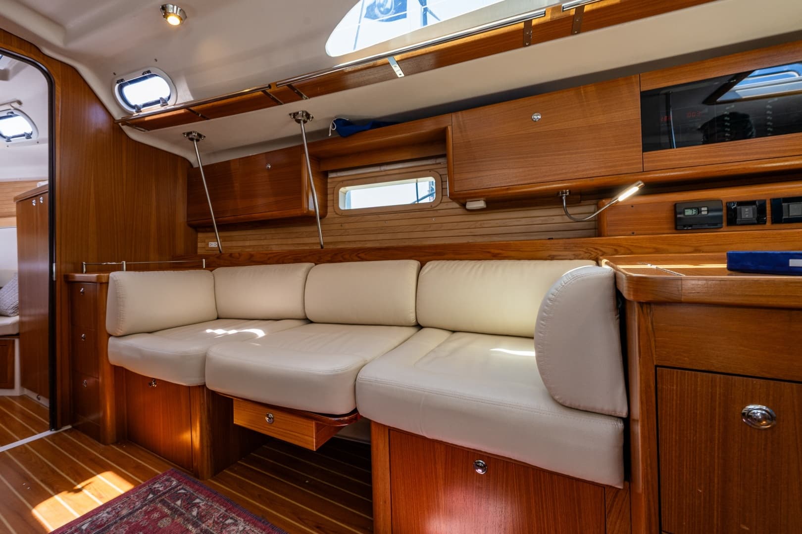 2024 Catalina 