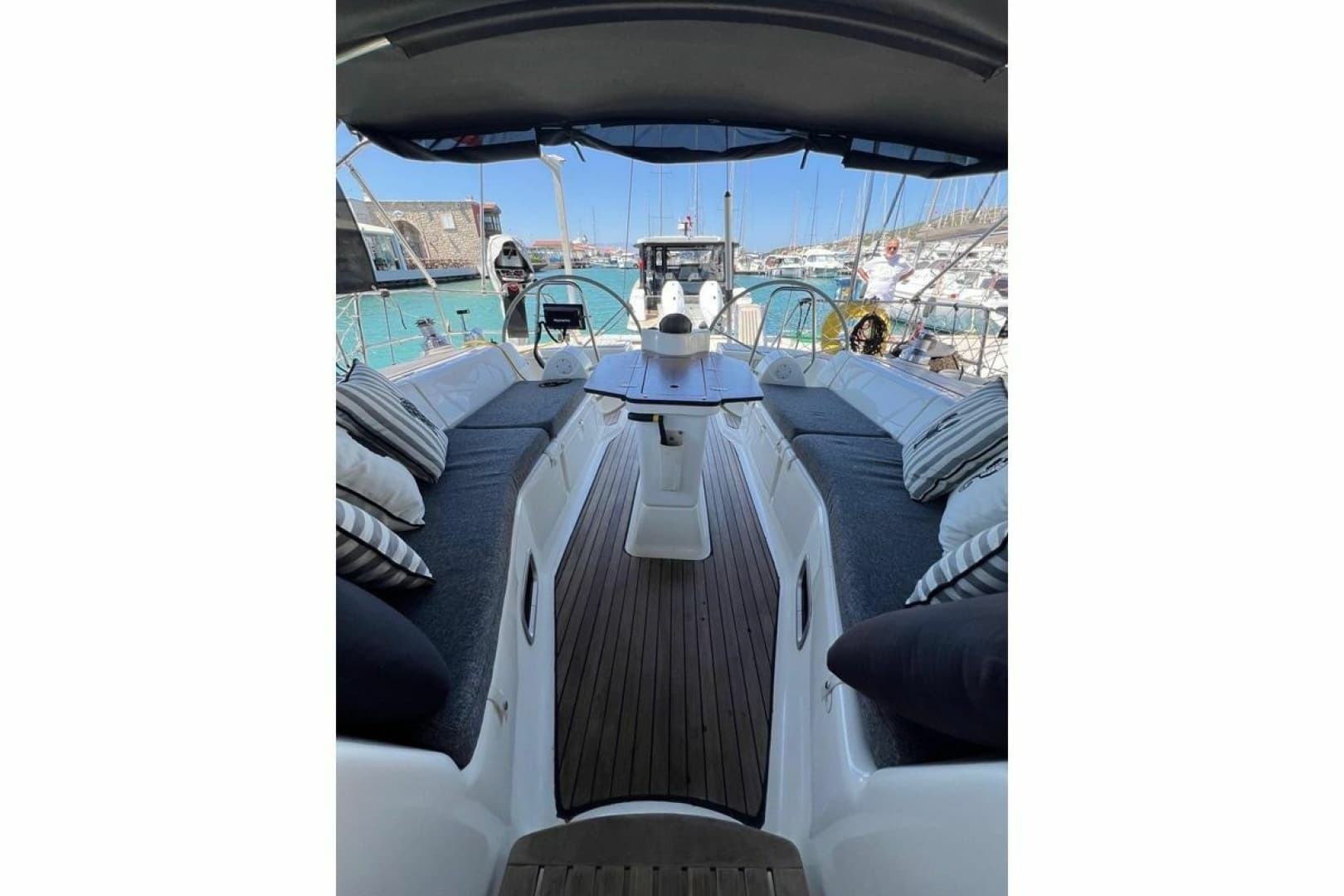 2007 Bavaria Vision 44