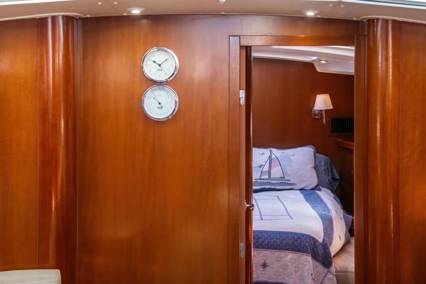 2007 Beneteau Oceanis 523