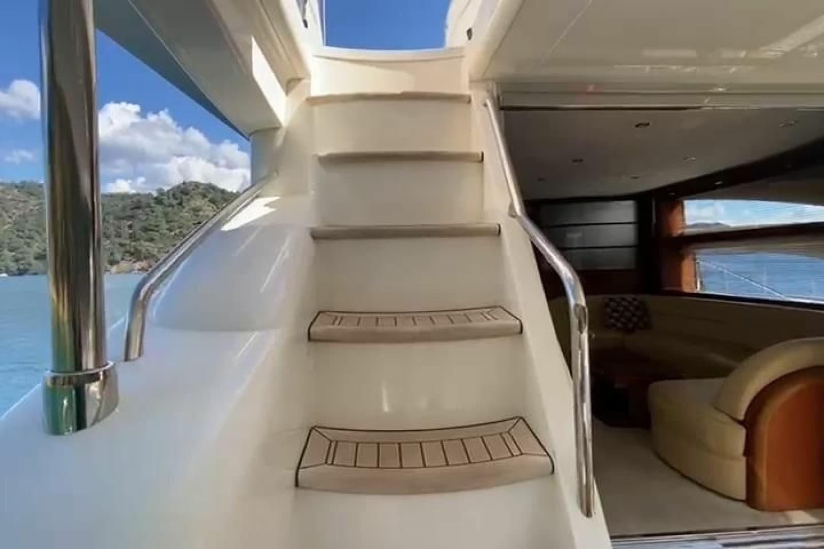 2007 Princess 21M