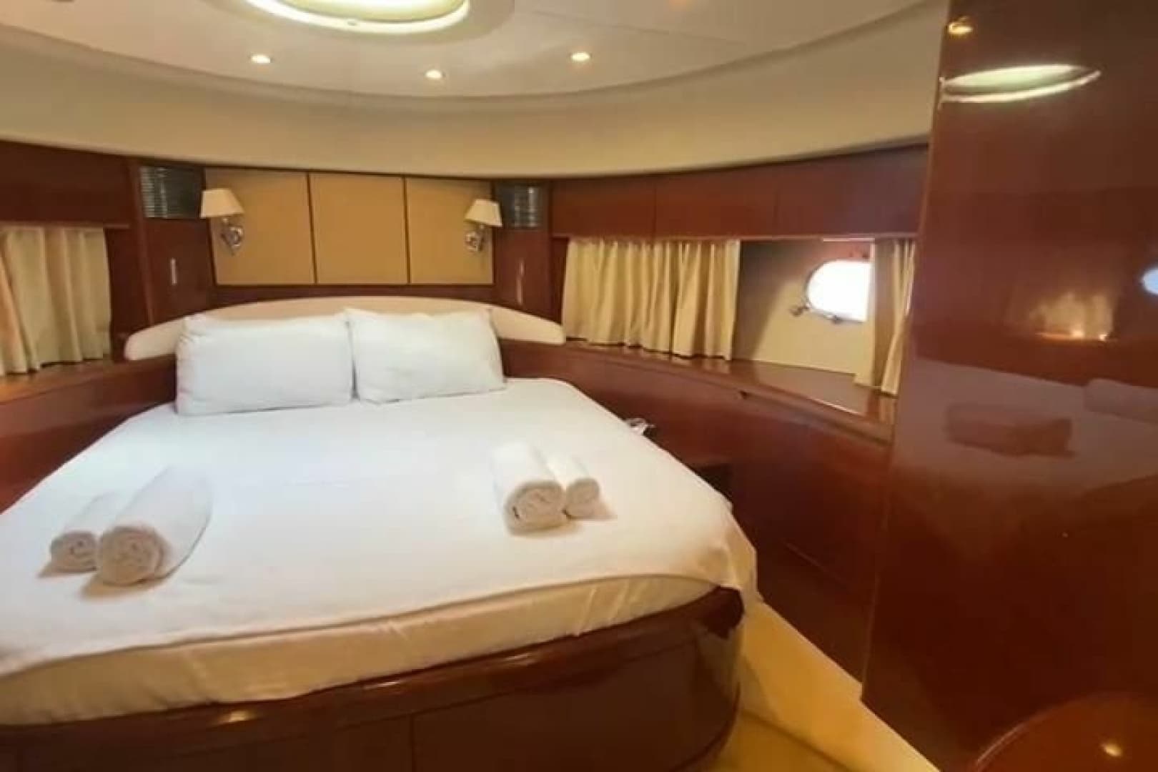 2007 Princess 21M