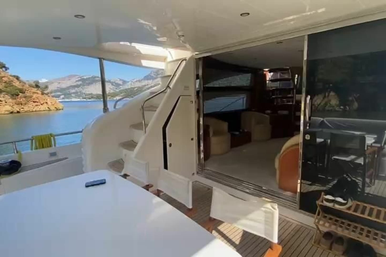 2007 Princess 21M