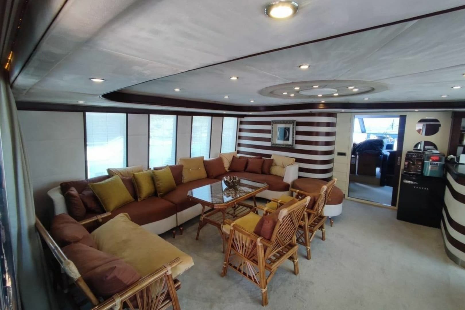 2007 Custom 85 Motor Yacht