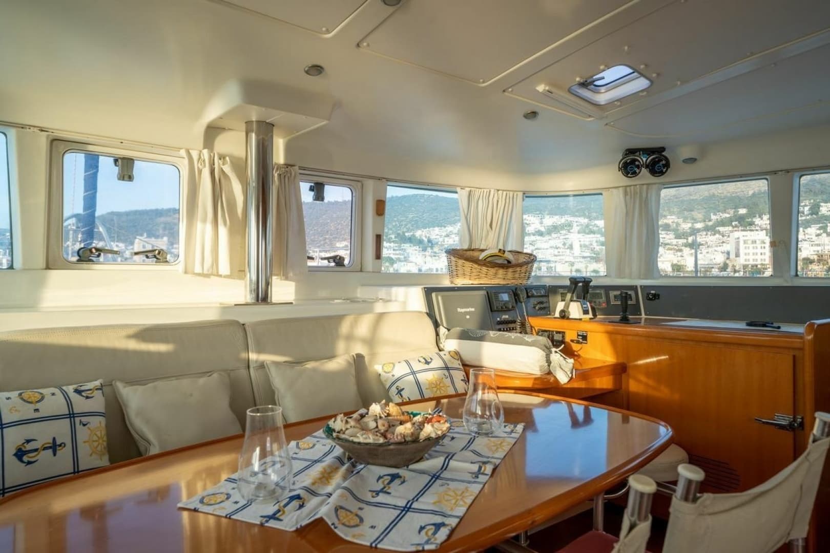 2005 Lagoon 440