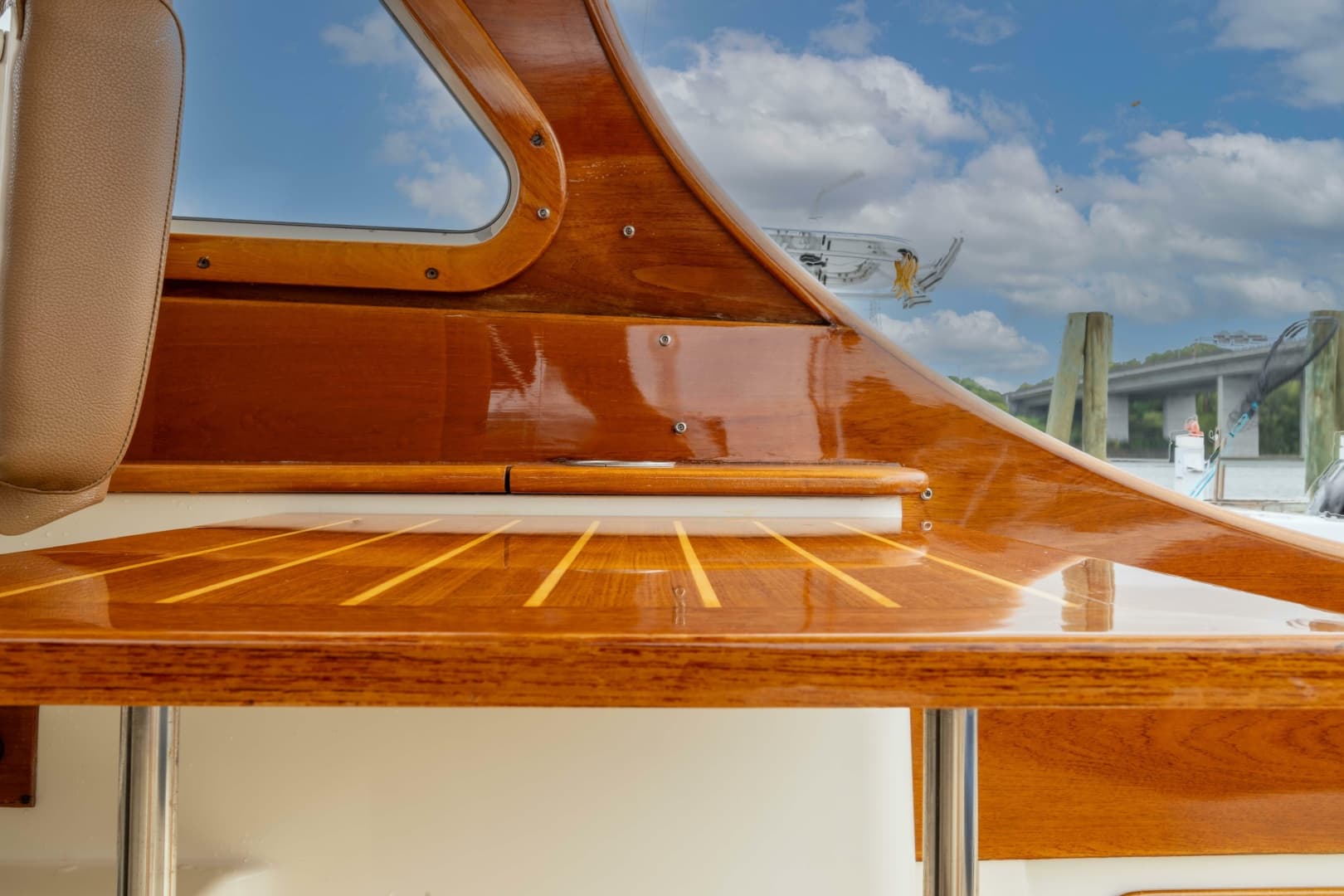 2000 Hinckley Picnic Boat 36 Classic