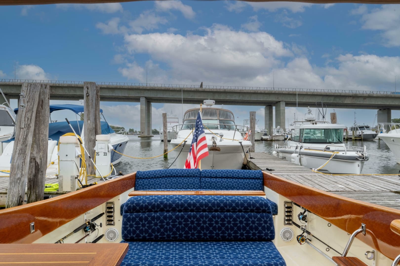 2000 Hinckley Picnic Boat 36 Classic