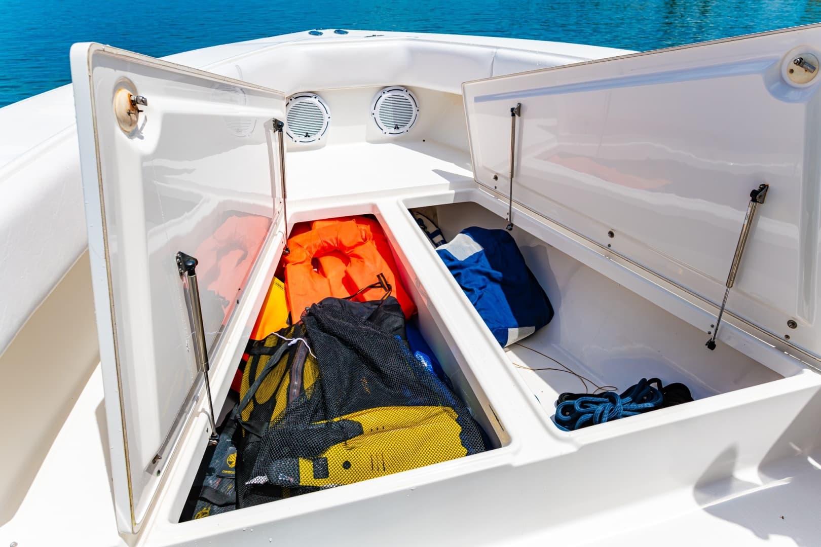 2004 Venture 34