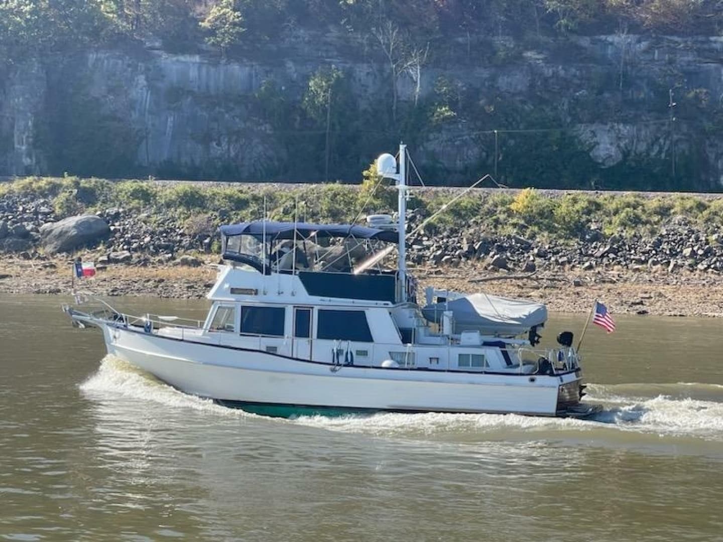 2002 Grand Banks 42 Classic