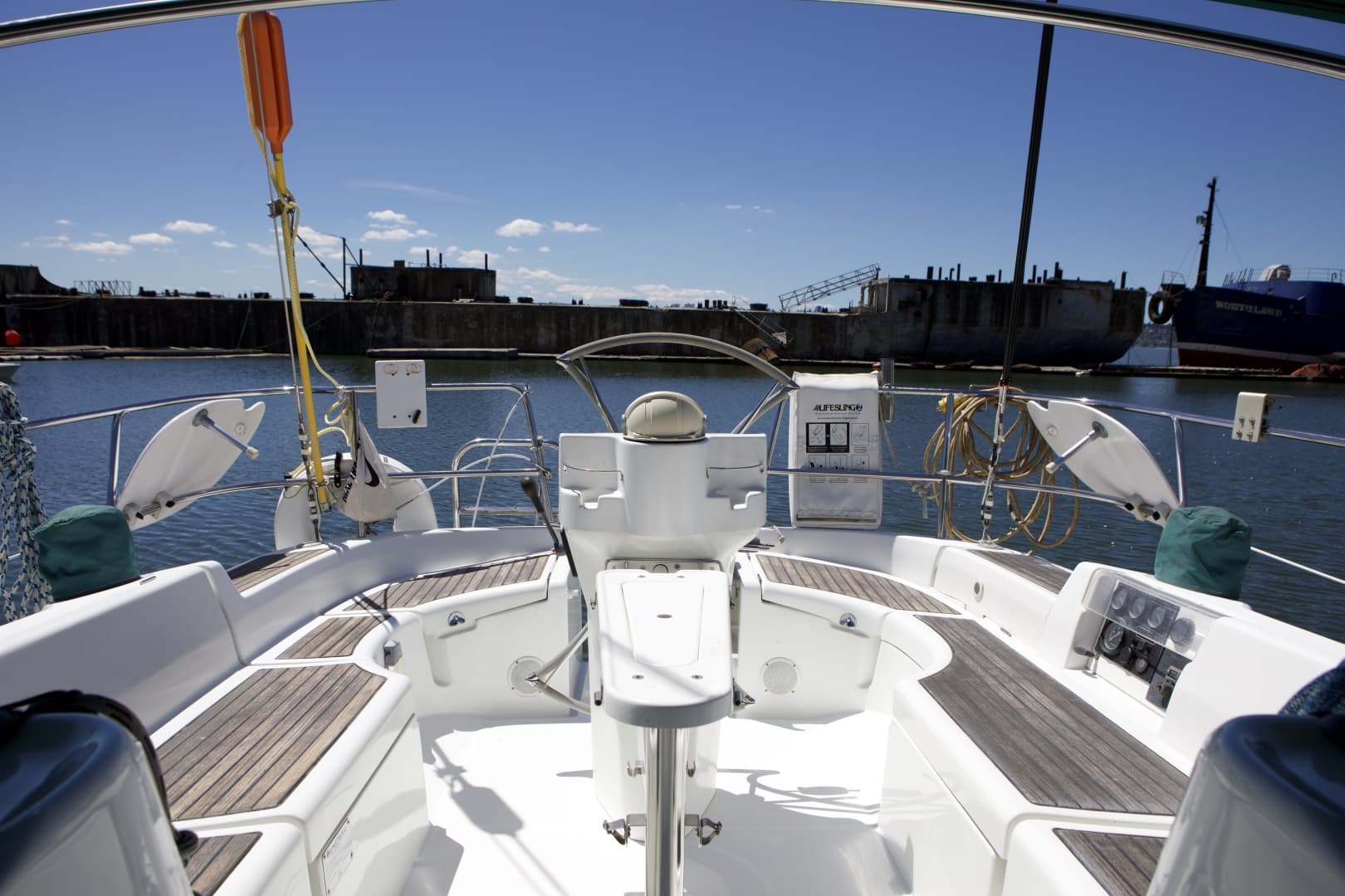 2005 Beneteau 423