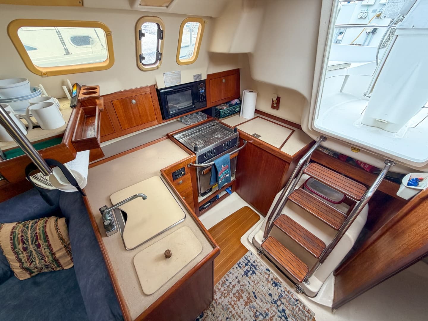 1999 Hunter 310