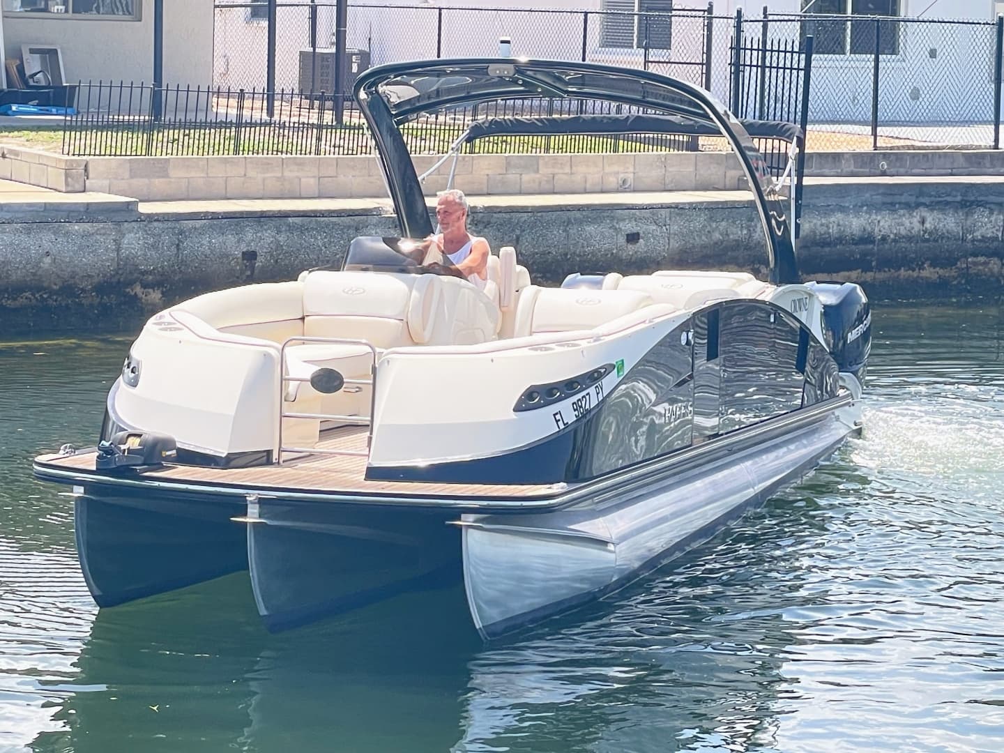 2015 Harris FloteBote Crown DL 250