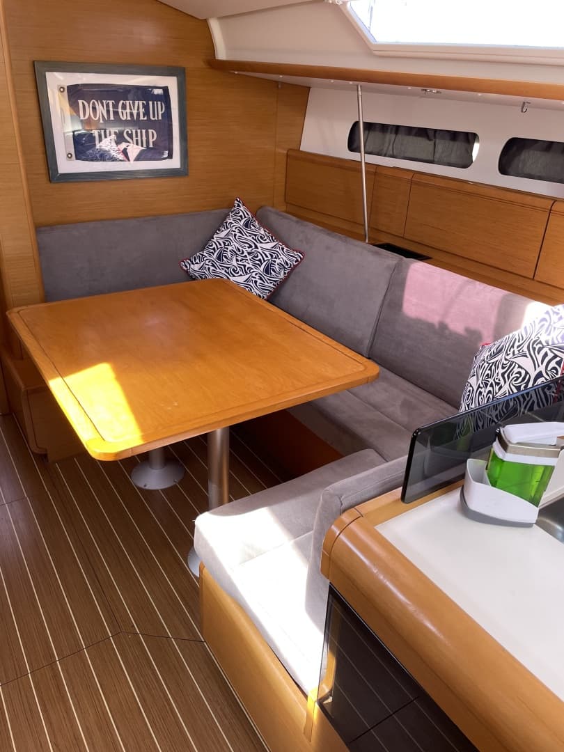 2011 Jeanneau Sun Odyssey 409