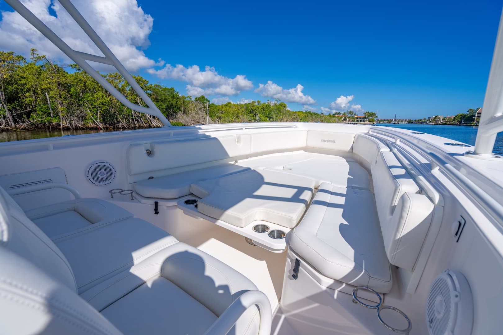 2019 Everglades 355 Center Console
