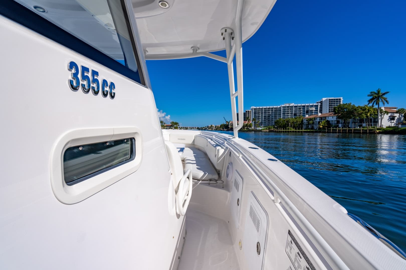 2019 Everglades 355 Center Console