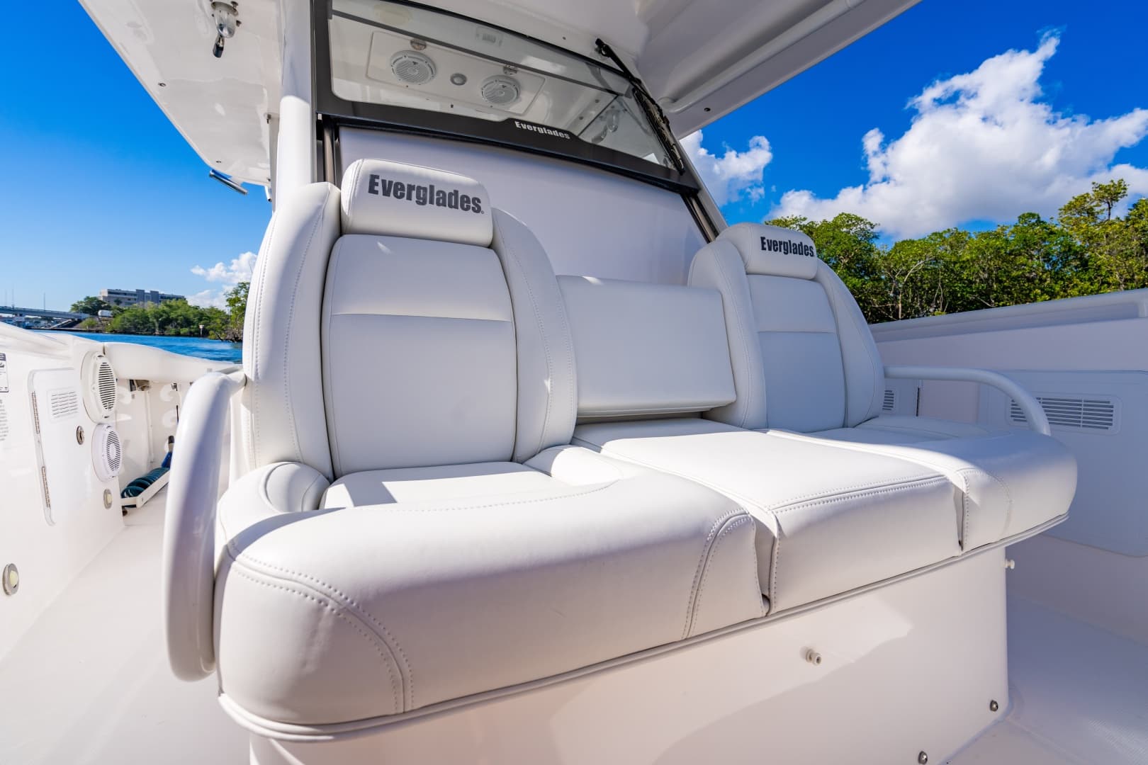 2019 Everglades 355 Center Console
