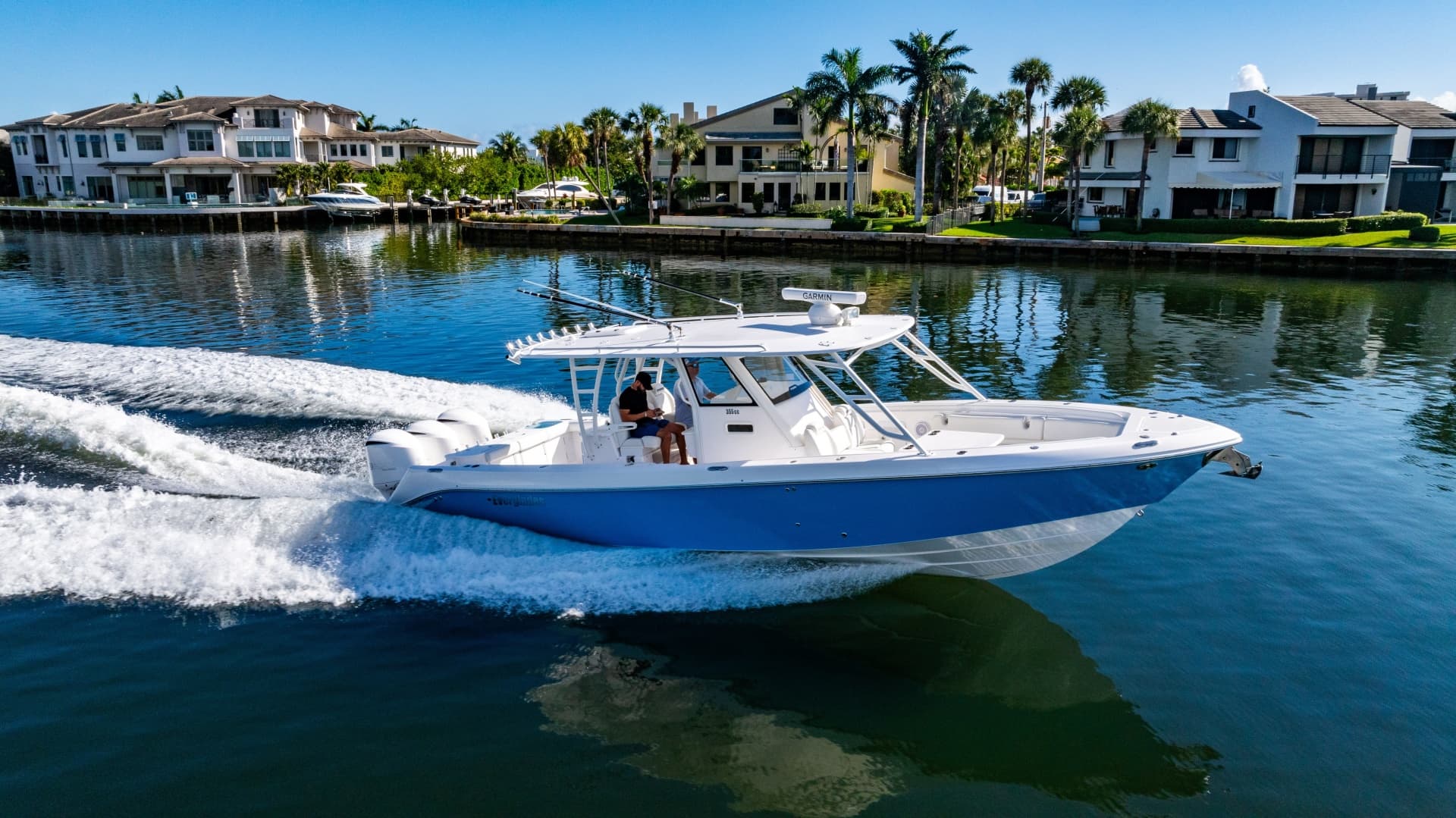 2019 Everglades 355 Center Console