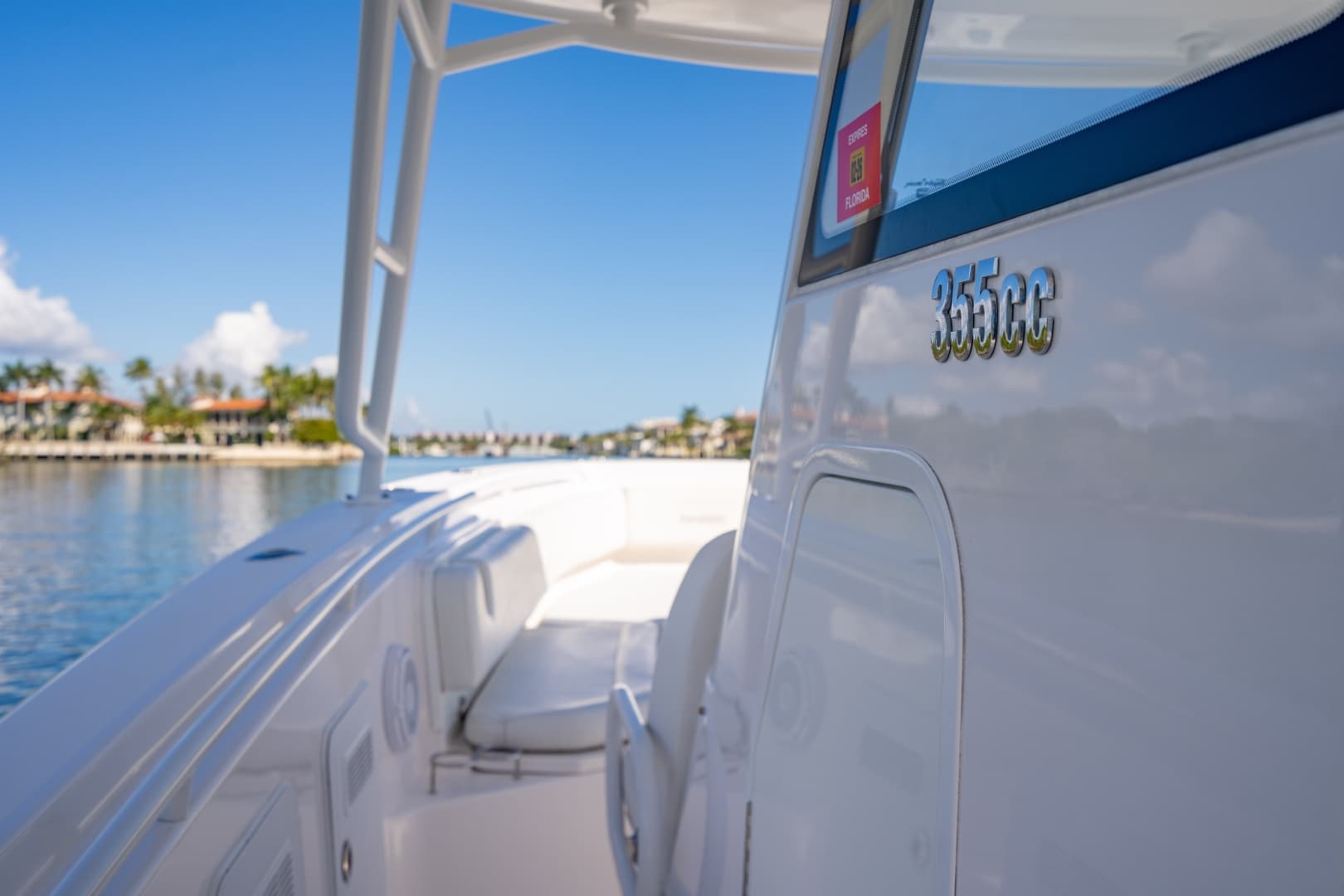2019 Everglades 355 Center Console