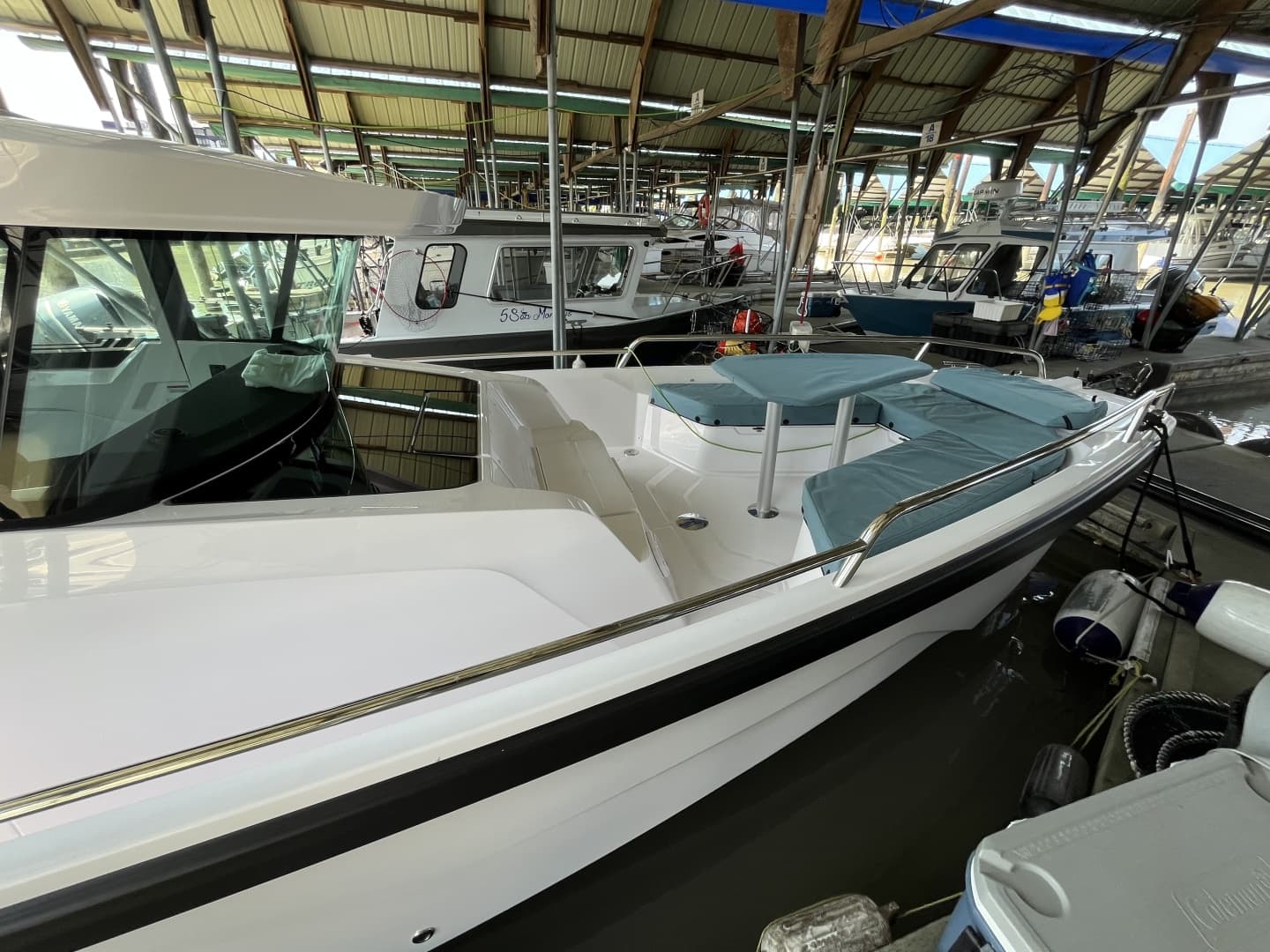 2025 Axopar 29 Cross Cabin XC