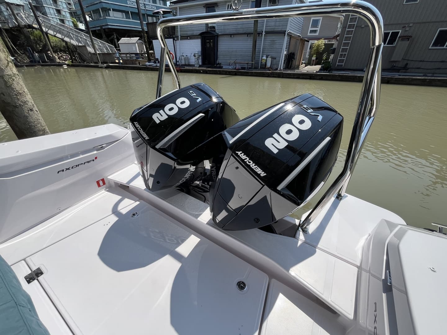2025 Axopar 29 Cross Cabin XC
