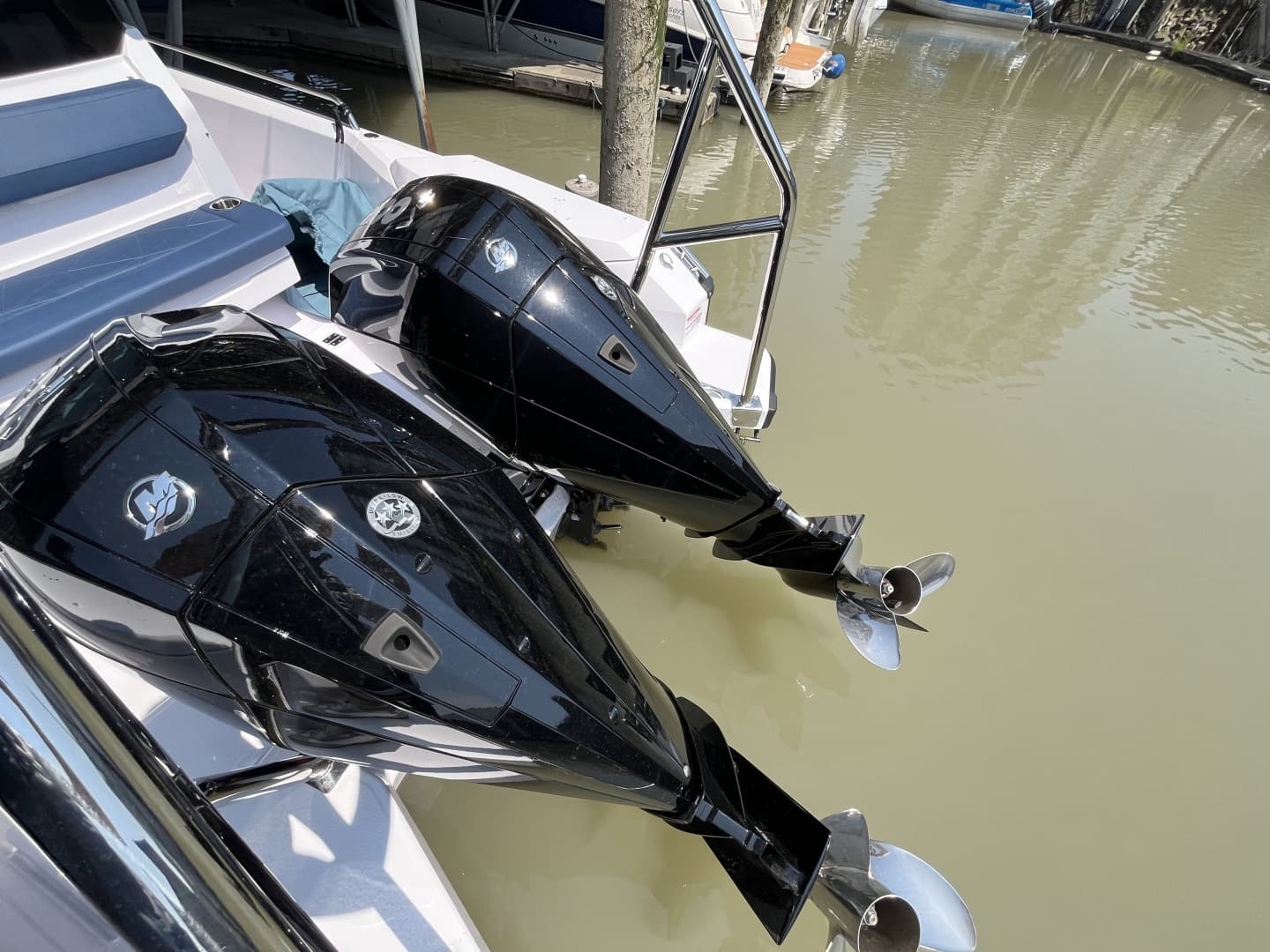 2025 Axopar 29 Cross Cabin XC