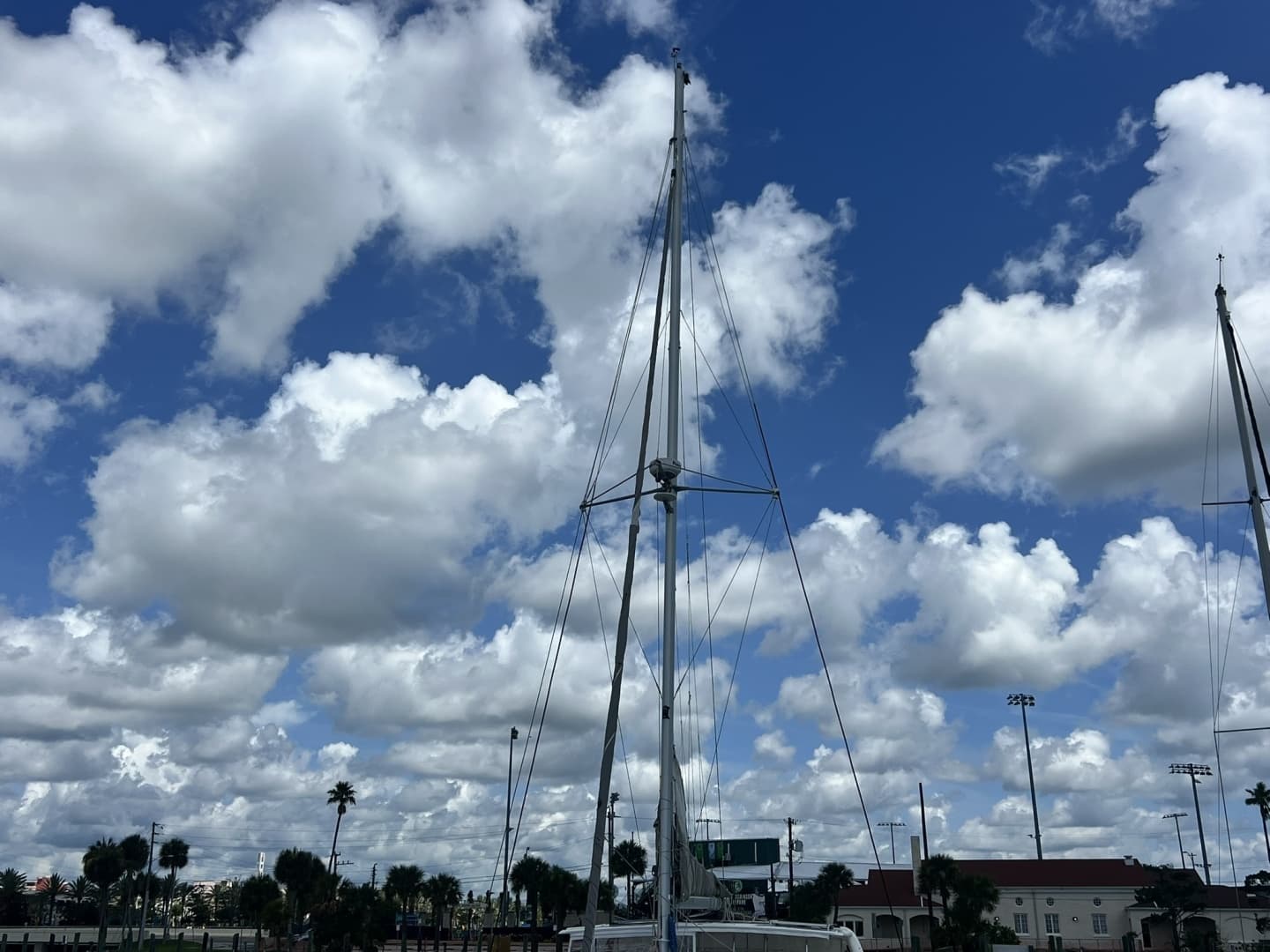 2008 Admiral 40 Cruiser