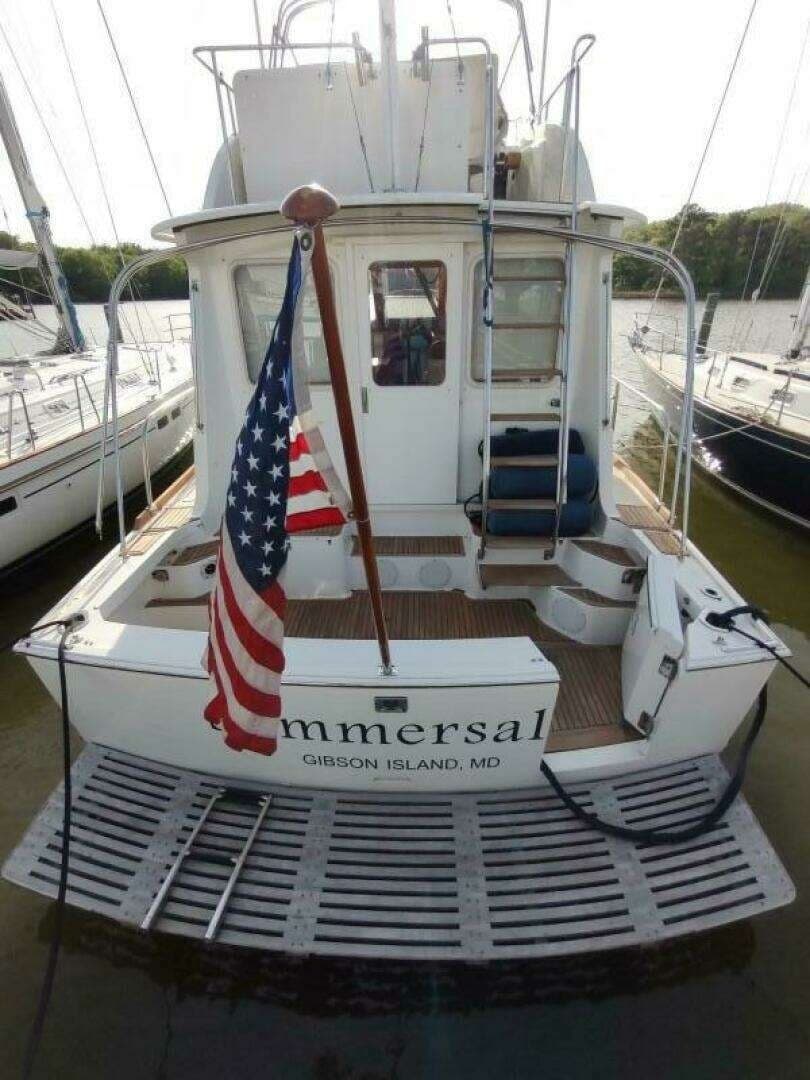 1996 Grand Banks Eastbay 40 Flybridge