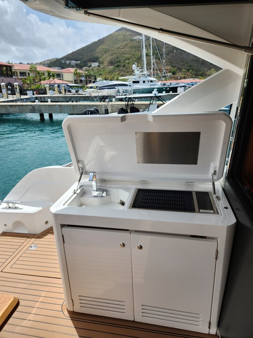 2023 Sunseeker 55 Predator EVO