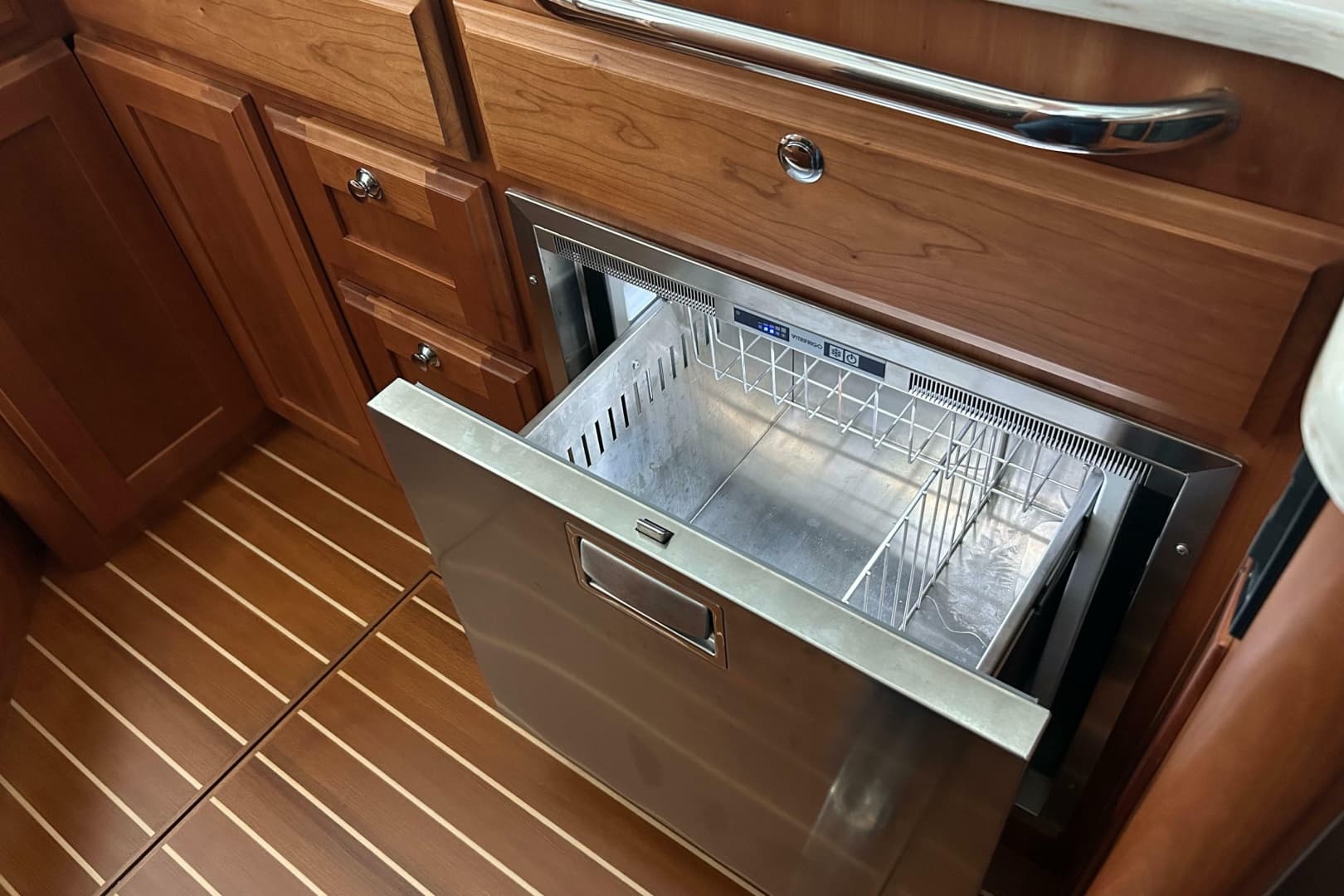 2022 Sabre 45 Salon Express