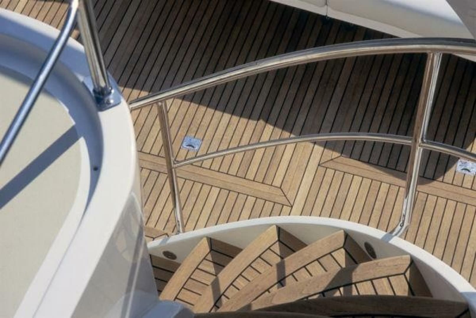 2006 Grand Banks 47 Eastbay Fly Bridge