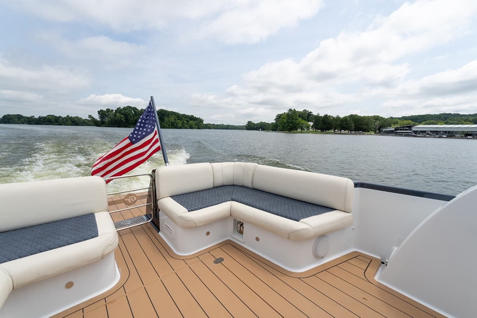 Port aft cockpit