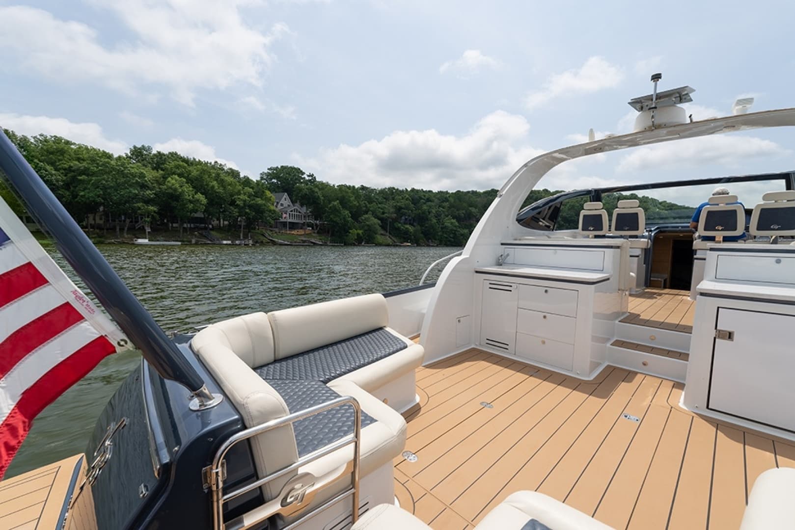 Port cockpit