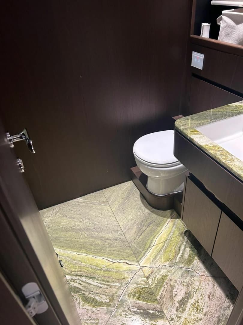 2023 Ferretti Yachts Ferretti 860