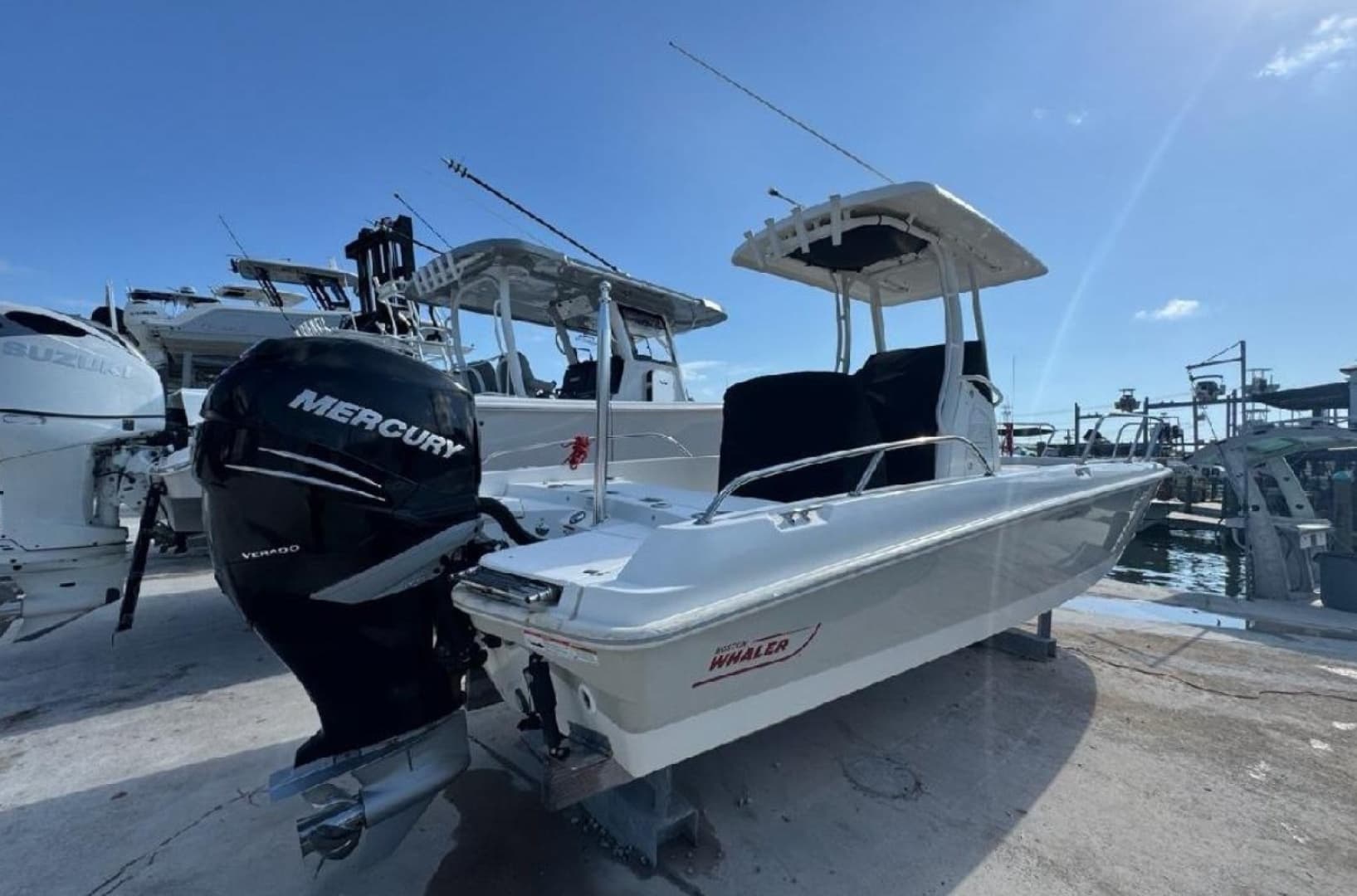 2018 Boston Whaler 