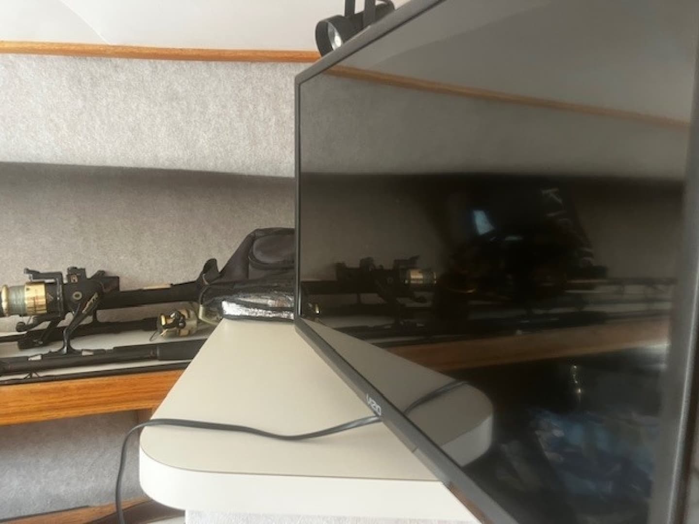 Flatscreen TV